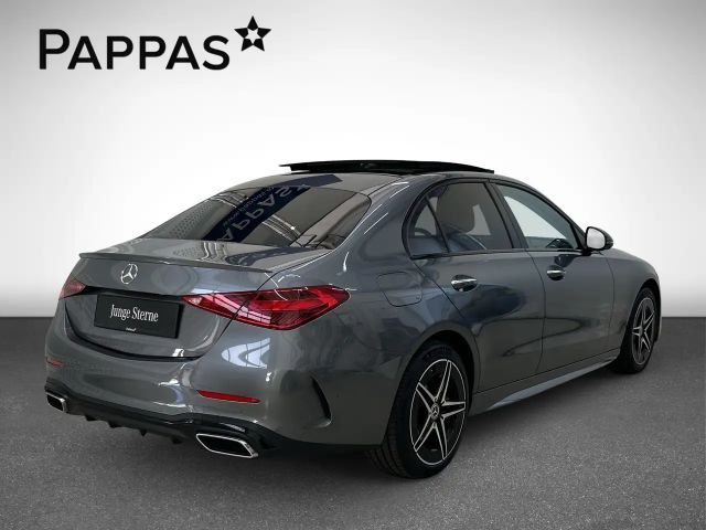Mercedes-Benz C 300 4MATIC Sedan
