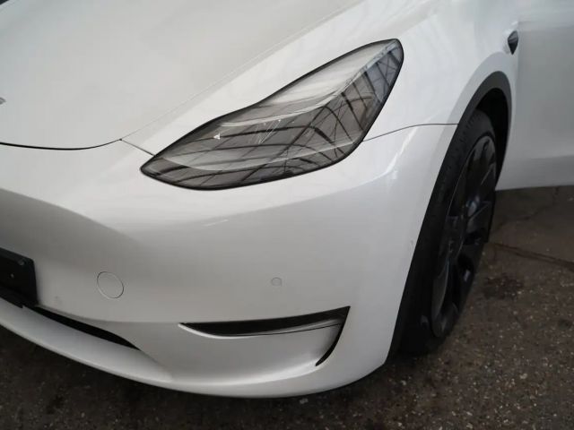 Tesla Model Y Performance
