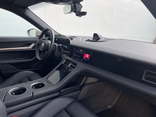 Porsche Taycan Sport Turismo