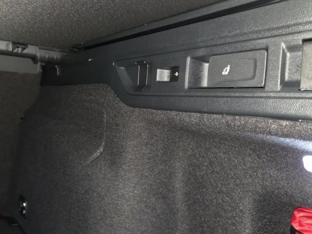 Volkswagen Passat 2.0 TDI Business DSG Variant