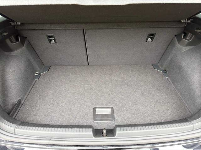 Volkswagen Polo 1.0 TSI DSG R-Line