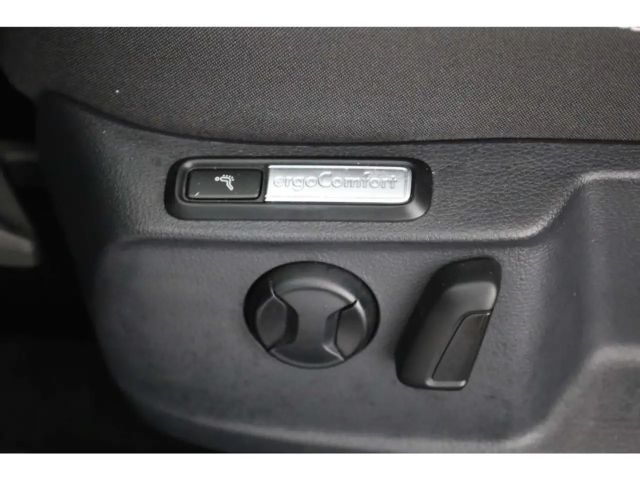 Volkswagen Passat 1.5 TSI Business DSG Variant