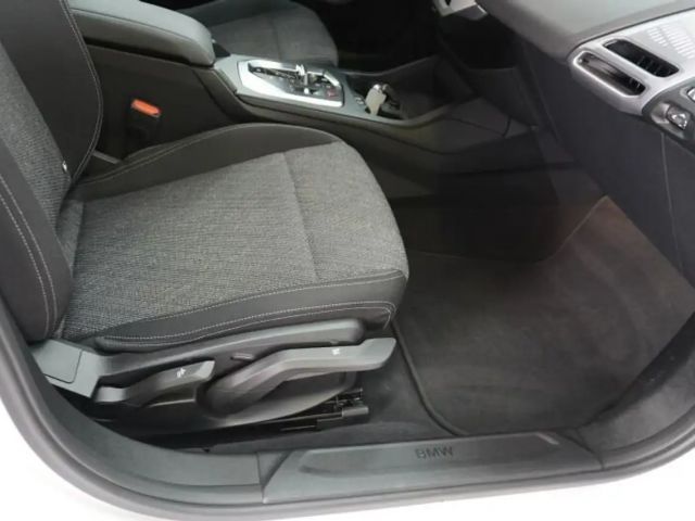 BMW 120 120i 5-deurs Sedan