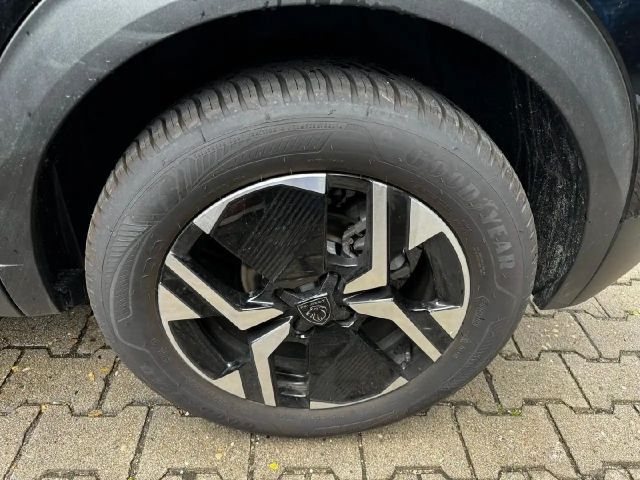 Peugeot 2008 Allure Pack EAT8