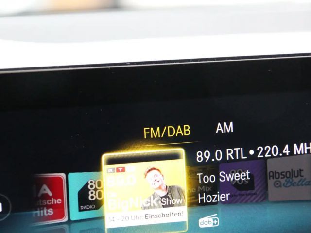 Mercedes-Benz CLA 200 AMG Line