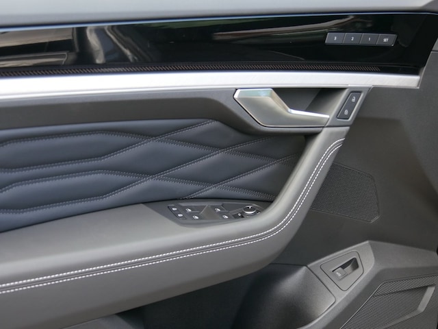 Volkswagen Touareg Touareg 3.0 TDI 4Mot. R-Line AHK Kamera ACC DYN...