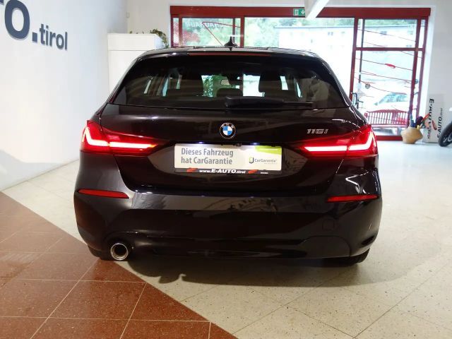 BMW 116 116i Advantage pakket Sedan