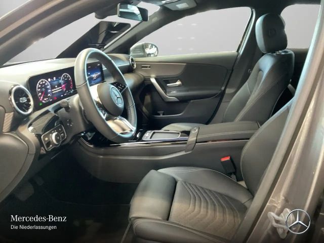 Mercedes-Benz A 220 4MATIC Progressive