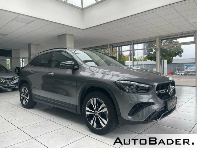 Mercedes-Benz GLA 200 GLA 200 d
