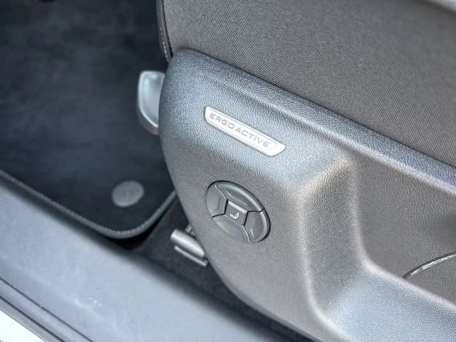 Volkswagen Tayron 2.0 TDI R-Line