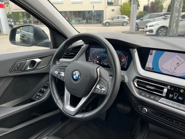 BMW 116 116d Advantage pakket Sedan