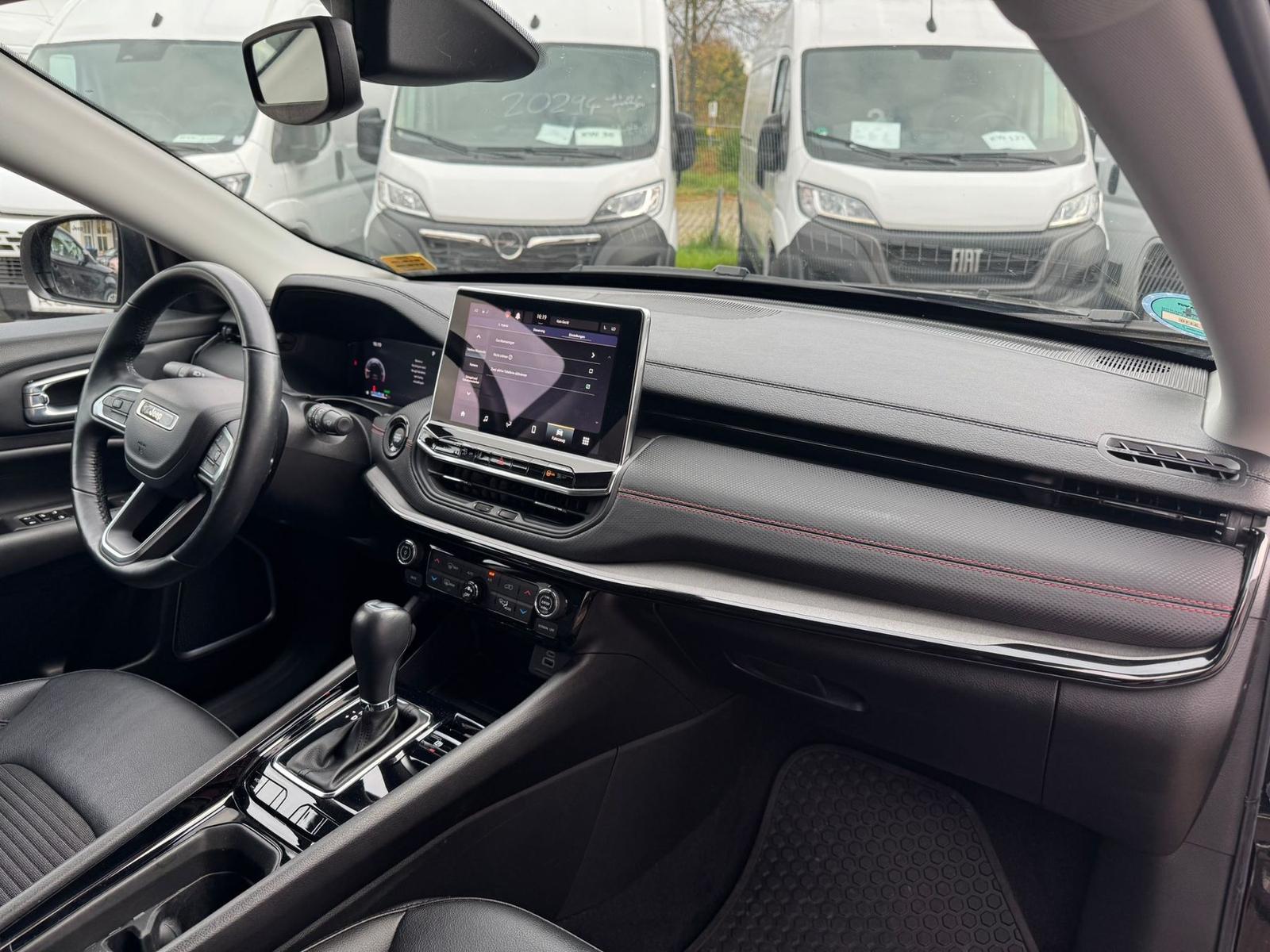 Jeep Compass Altitude