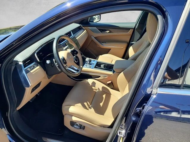 Jaguar F-Pace AWD P400e