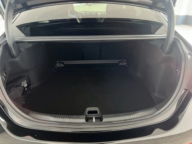 Mercedes-Benz C 300 4MATIC AMG Line Sedan