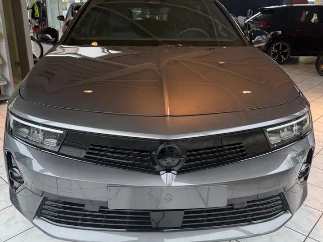 Opel Astra GS-Line Grand Sport