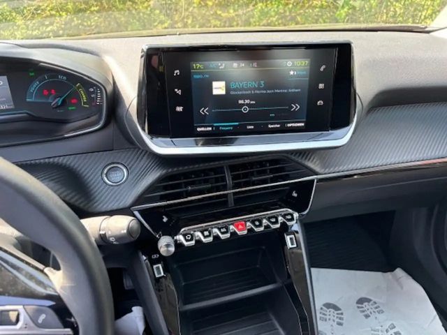 Peugeot E-2008 Active Pack