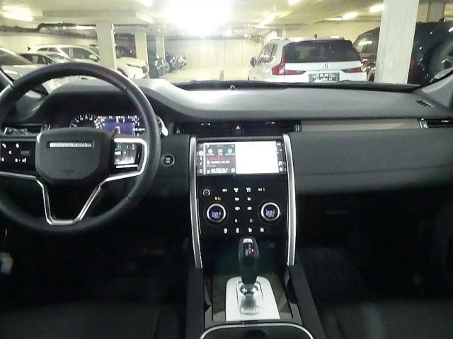 Land Rover Discovery Sport P300e SE