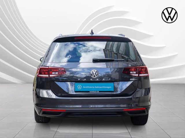 Volkswagen Passat 1.5 TSI Business DSG Variant