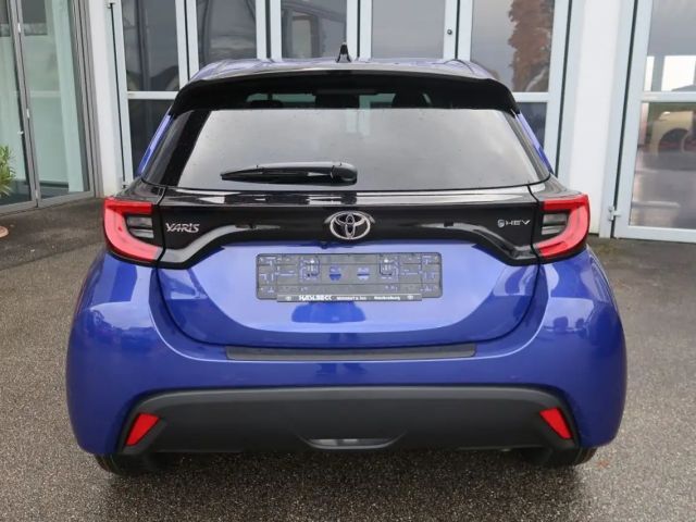 Toyota Yaris Hatchback Hybride VVT-i