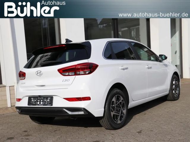 Hyundai i30 Hybrid T-GDi Trend