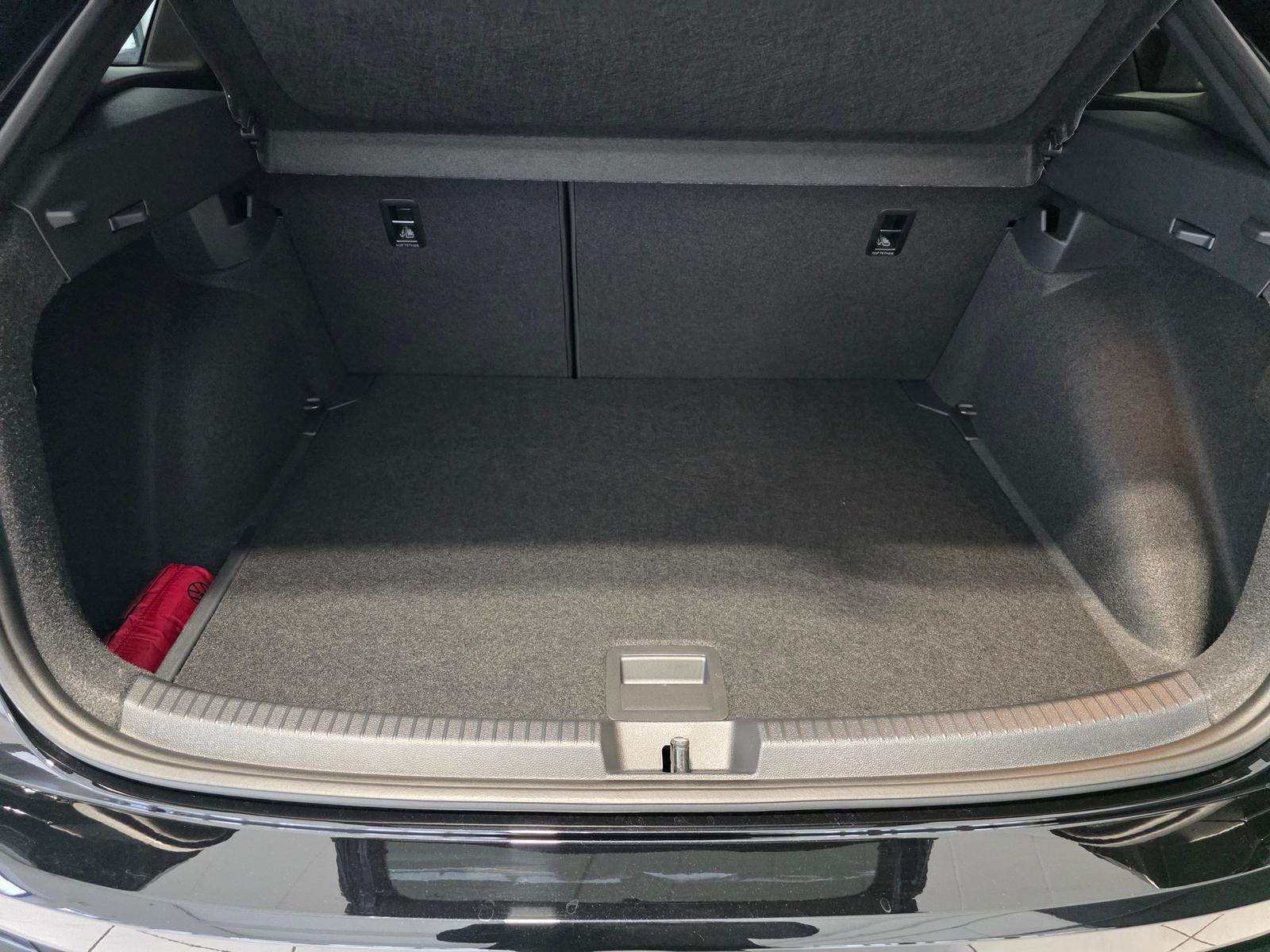 Volkswagen Taigo 1.0 TSI DSG R-Line