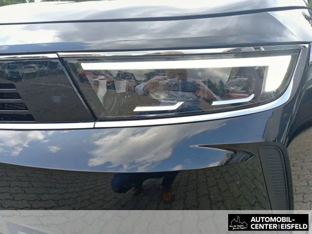 Opel Astra Elegance Hybrid Innovation