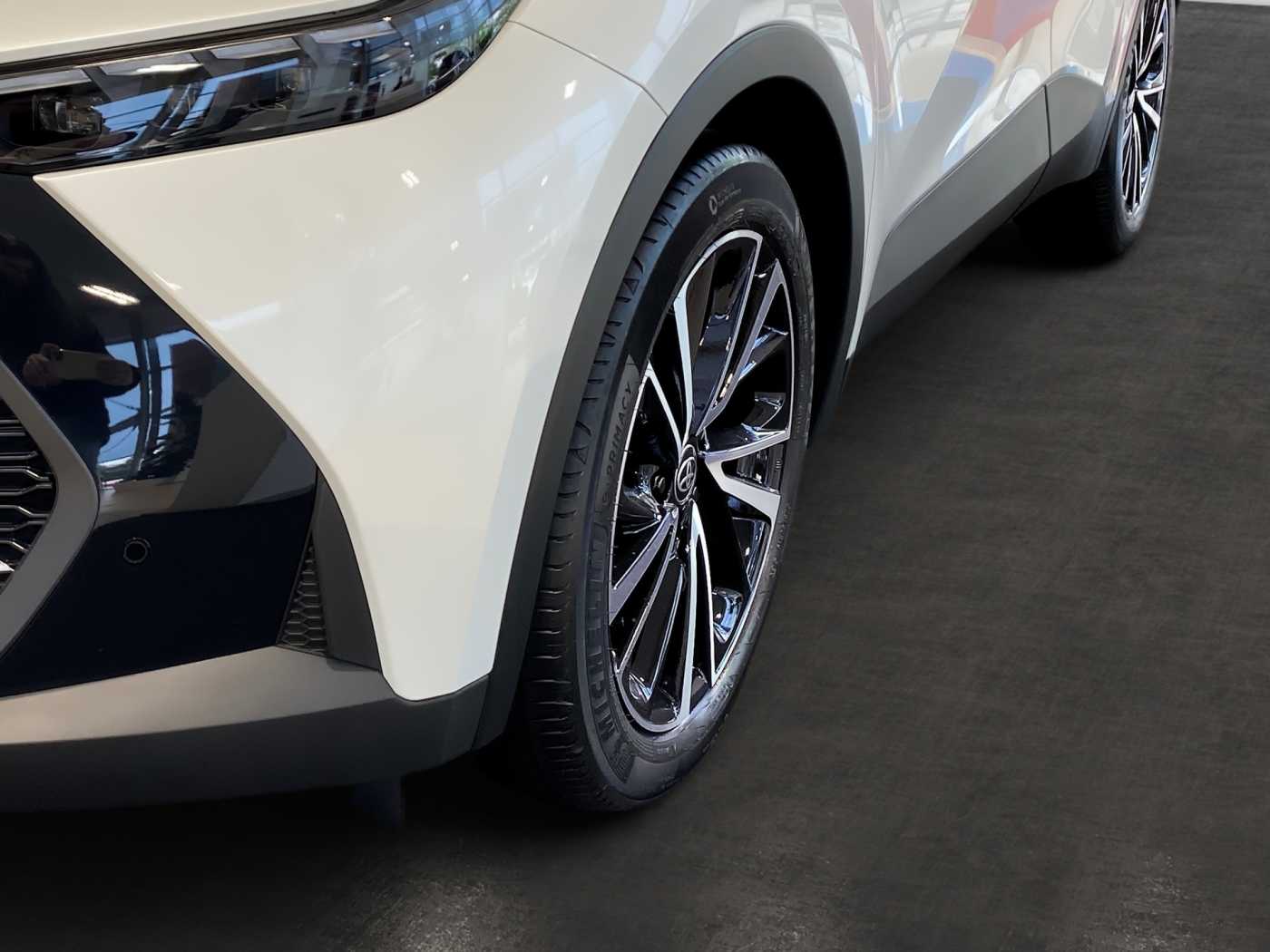 Toyota C-HR 5-deurs Lounge