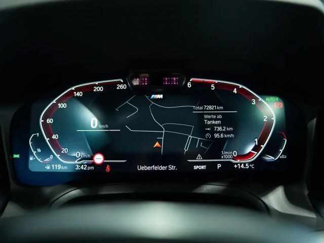 BMW 330 330d M-Sport Sedan