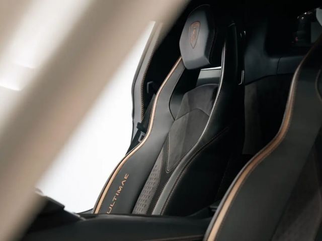 Lamborghini Aventador Ultimae/KAMERA/CARBON/GARANTIE 05/27