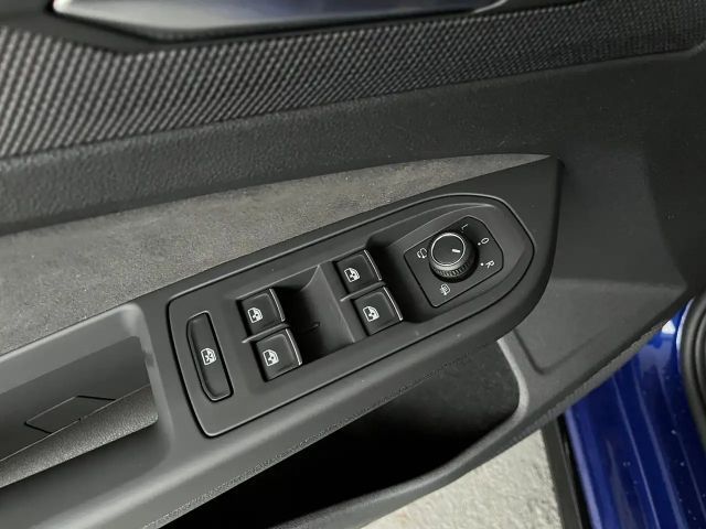 Volkswagen Golf DSG Sport