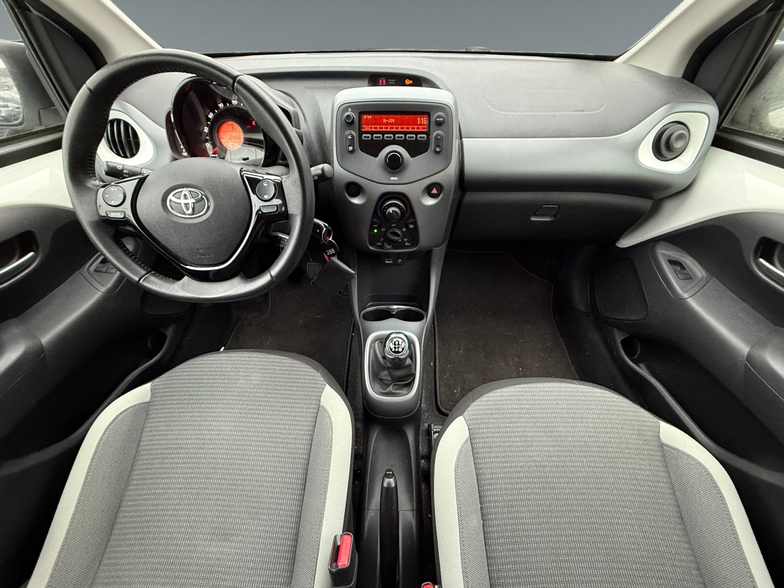 Toyota Aygo Play X-play