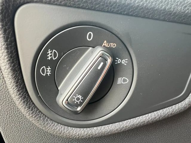 Volkswagen Touran DSG Life