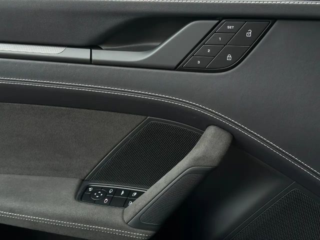 Porsche 992 Cabrio Carrera GTS