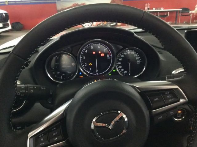 Mazda MX-5 Exclusive-line SkyActiv