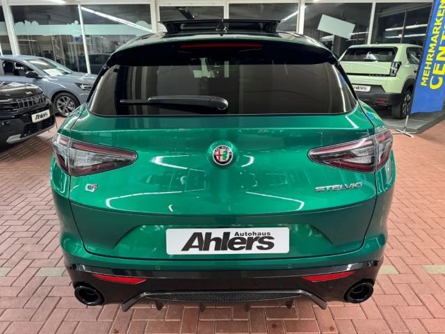 Alfa Romeo Stelvio Q4 Veloce
