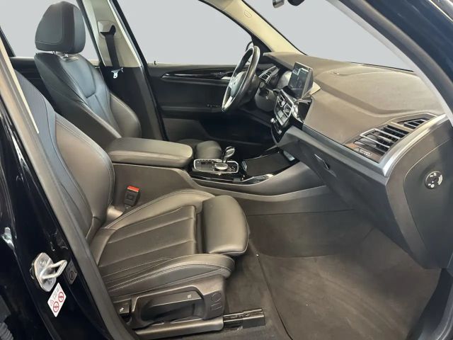 BMW X3 xDrive20i