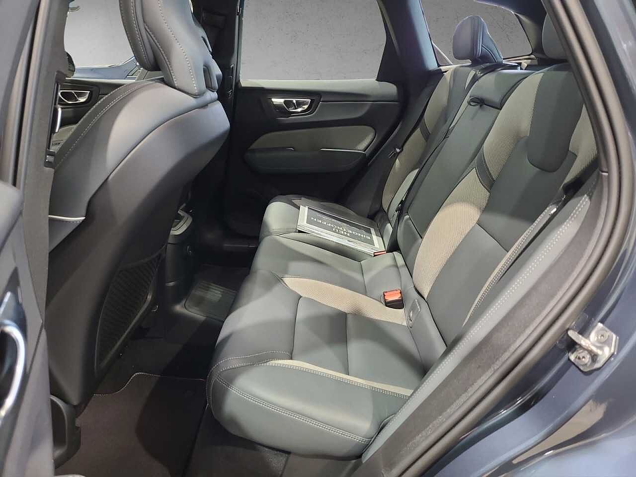 Volvo XC60 XC60 Bluetooth LED Klima Einparkhilfe el. Fenster