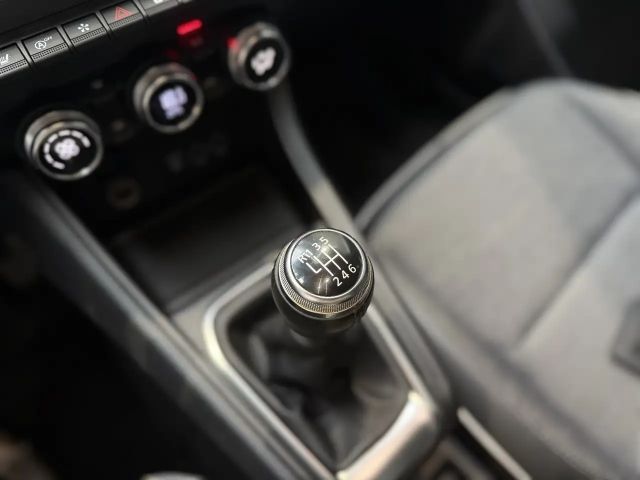 Renault Captur Intens TCe 140