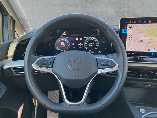 Volkswagen Golf 1.5 TSI Golf VIII Life Variant