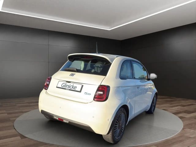 Fiat 500e Icon