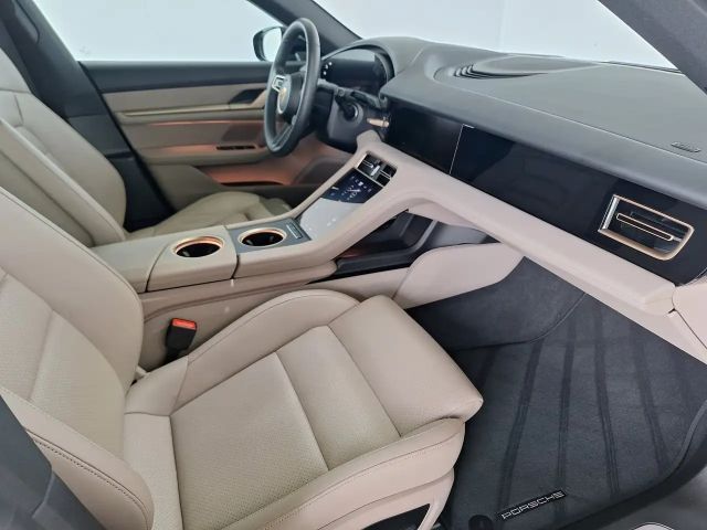Porsche Taycan 4S Cross Turismo