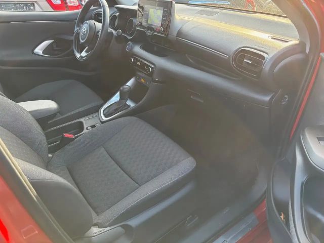 Toyota Yaris Hybride Team D