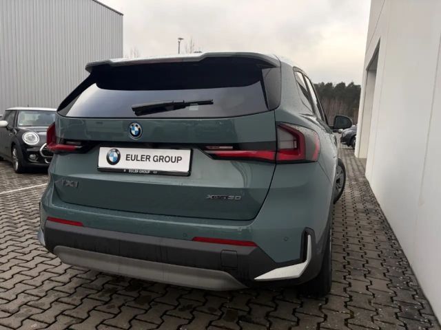 BMW iX1 xDrive