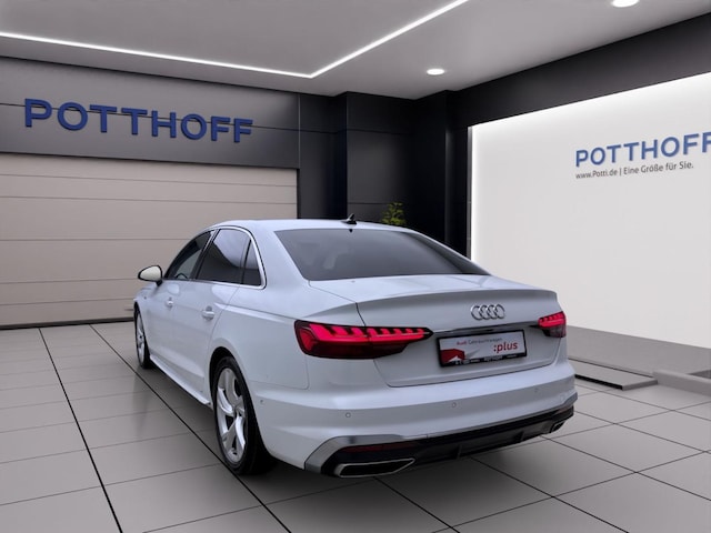 Audi A4 40 TDI S-Line S-Tronic Sedan