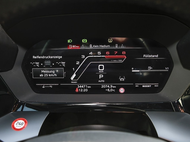 Audi RS3 Quattro S-Tronic Sedan