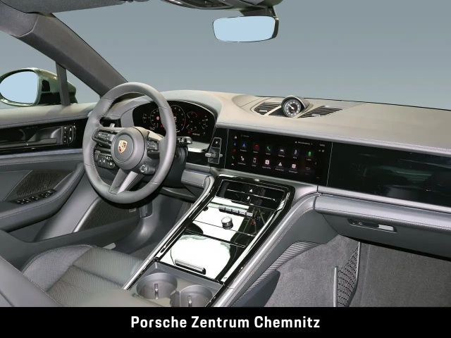 Porsche Panamera 4 E-Hybrid