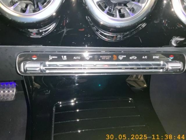 Mercedes-Benz A 200 AMG Line