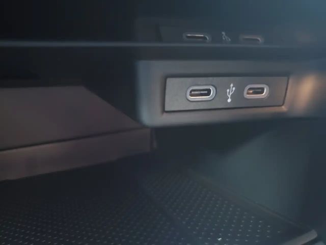 Volkswagen T-Roc IQ.Drive R-Line