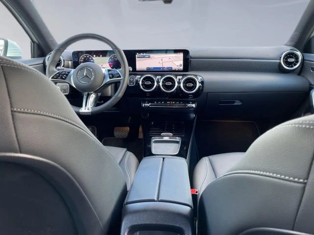 Mercedes-Benz A 180 Progressive