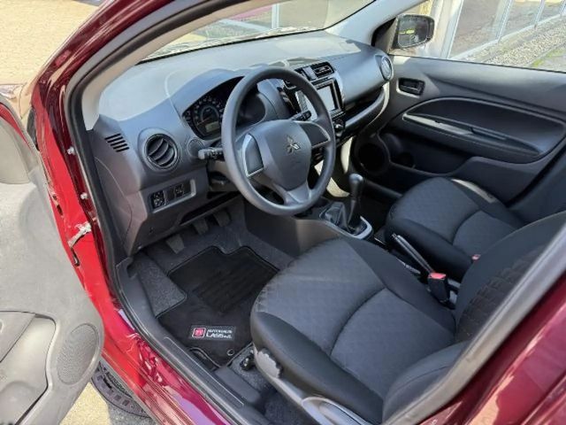 Mitsubishi Space Star Star